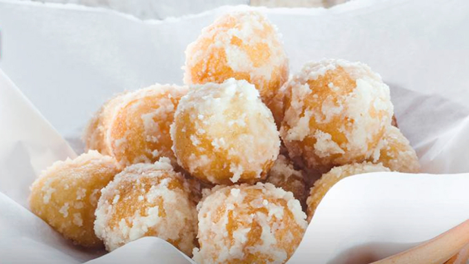 mon-banh-trung-than-lan-anh-de-7629-9253-1755397737 Món bánh trứng thằn lằn. Ảnh: Dessert Mate