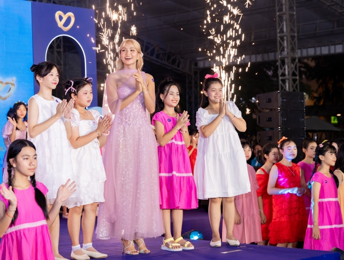 nl972150-jpg-1755565524-8412-1755567981 Dự án Giấc Mơ Lọ Lem hướng đến bé gái yếu thế. Ảnh: Việt Hùng