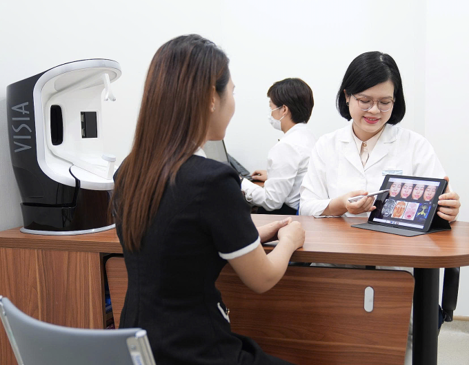 pic-1-4-1755354159-1607-175535-3996-9121-1755380178 Ths.BS Quách Thu Trang tư vấn cách chăm sóc da chuẩn y khoa. Ảnh: Bệnh viện Đa khoa Tâm Anh