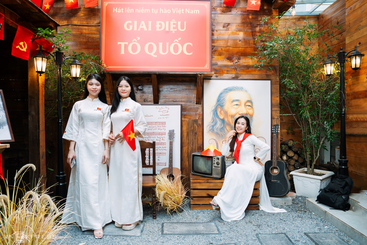quan-ca-phe-co-do-sao-vang-4-1754751261