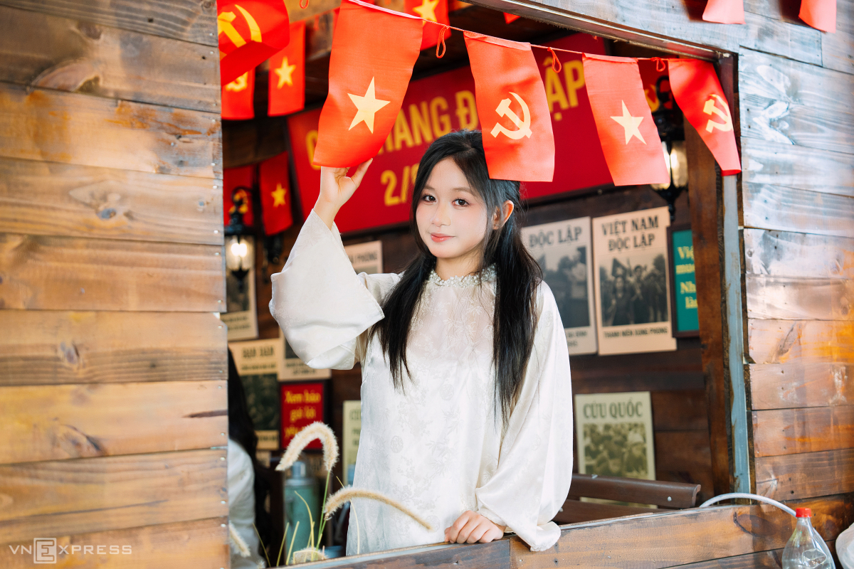 quan-ca-phe-co-do-sao-vang-7-1754751280