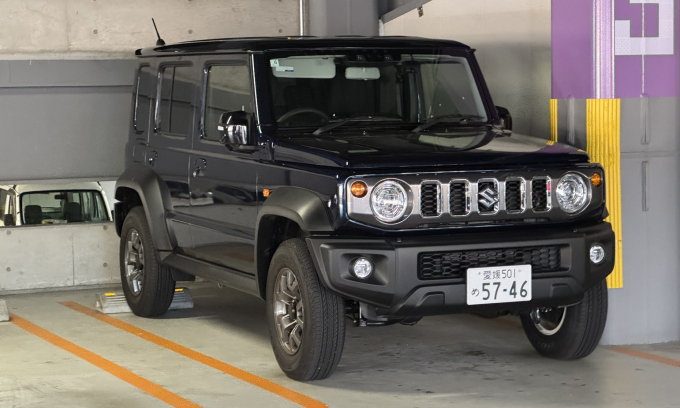 suzuki-jimny-nomade-1-17543808-1237-9742-1754380951 Một chiếc Suzuki Jimny Nomade 5 cửa mang biển số tỉnh Ehime, Nhật Bản. Ảnh: Shigeo