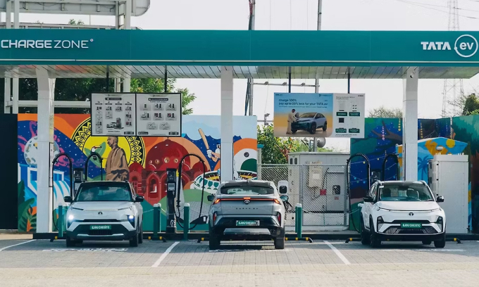 tata-power-2-1754901091-5250-1754901558 Một trạm sạc xe điện của hãng Tata. Ảnh: Carwale