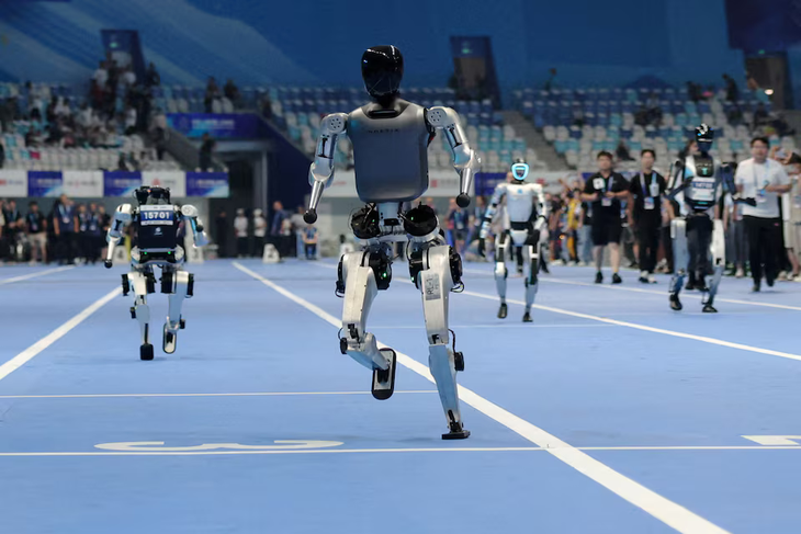 toecsck7xfjtpbaq5ksrij3swy-17552495902592082854 robot - Ảnh 3.