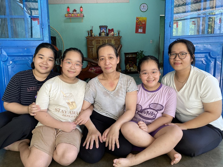 trinh4-1755503308726555217674 Tiếp sức đến trường - Ảnh 4.
