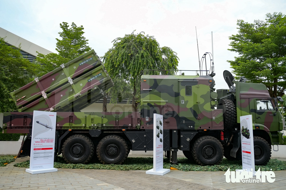 viettel-12-17543949657151990572703 Thượng tướng Phạm Hoài Nam: Phát triển công nghiệp quốc phòng, hướng tới xuất khẩu công nghệ cao - Ảnh 5.