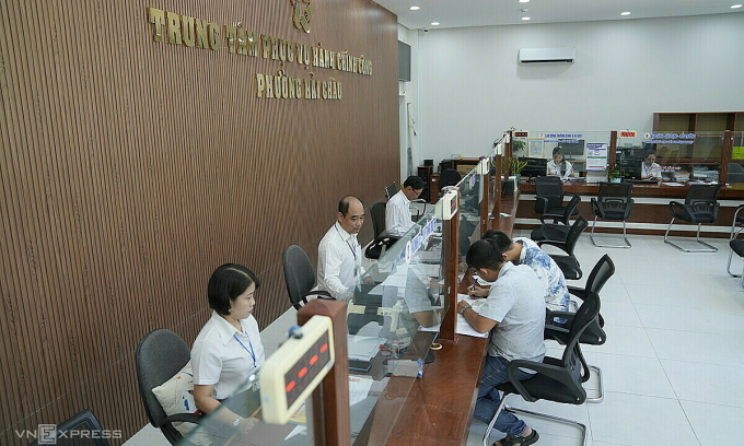 vne9246-jpg-1754994907-7839-17-5810-4291-1755007611 Trung tâm phục vụ hành chính công phường Hải Châu sau sáp nhập. Ảnh: Nguyễn Đông