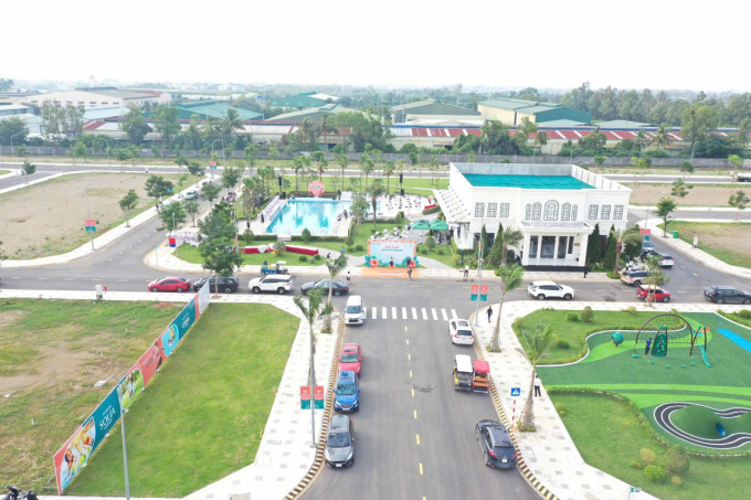 z6862949025477-f4e5f40298e9e9c-2820-3985-1754187240 Một dự án khu dân cư chuẩn bị mở bán tại Tây Ninh. Ảnh: Phương Uyên