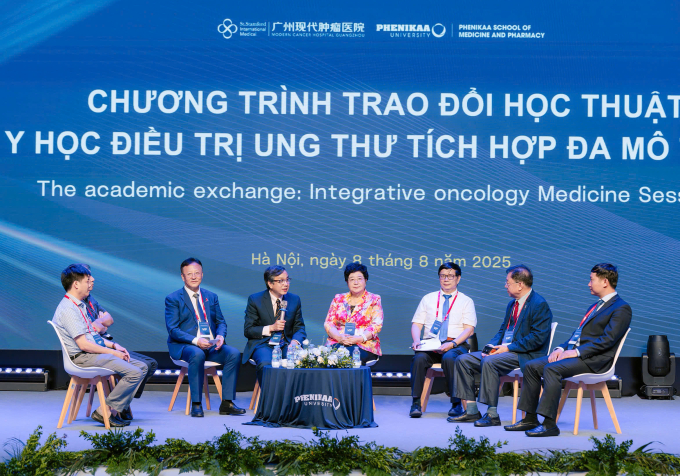 z6905687310226-868ce59d3bd85c7-7431-9399-1755253164 Các chuyên gia thảo luận, đối thoại về điều trị đa mô thức. Ảnh: Bệnh viện Ung bướu St.Stamford Quảng Châu